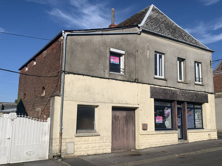 Immeuble de rapport pour investissement locatif à Avesnes le — photo 1
