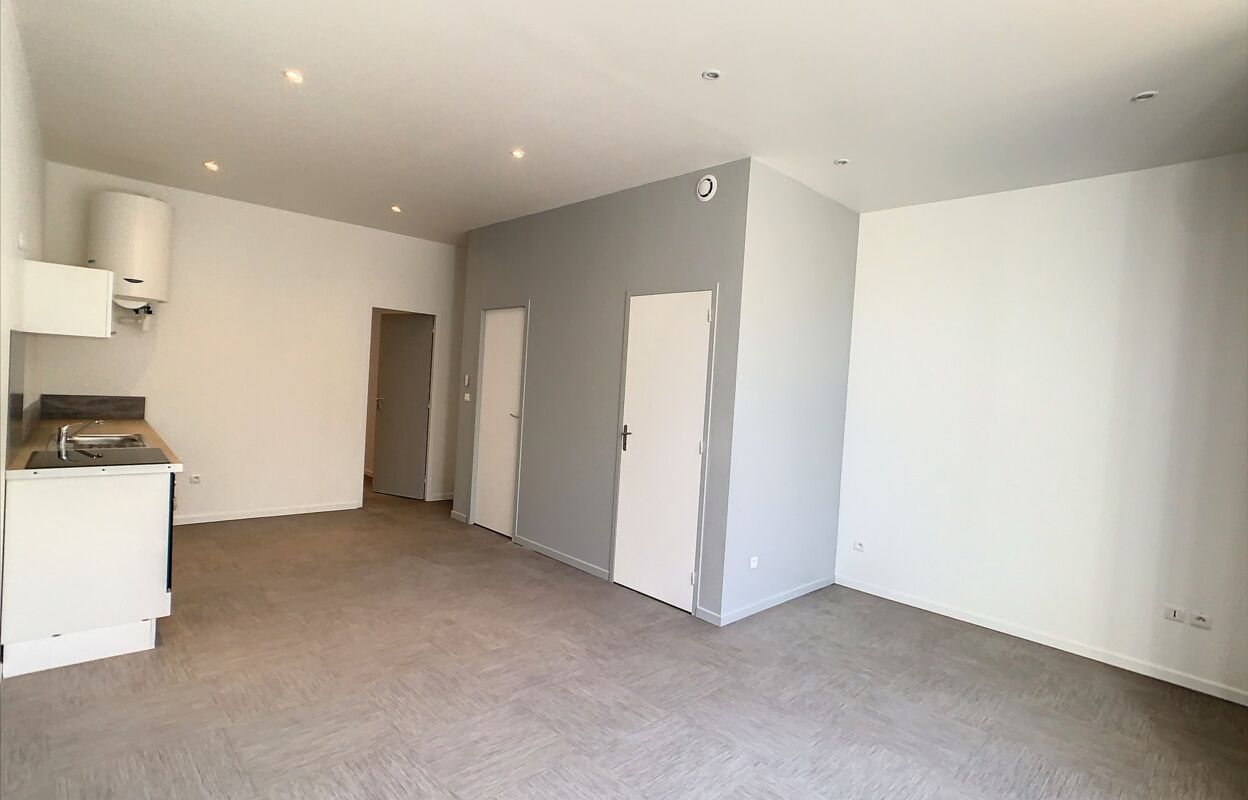 appartement 2 pièces 38 m2 à louer à Champeix (63320)