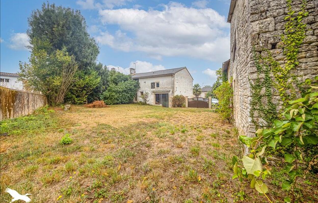 maison 7 pièces 126 m2 à vendre à Prin-Deyrançon (79210)