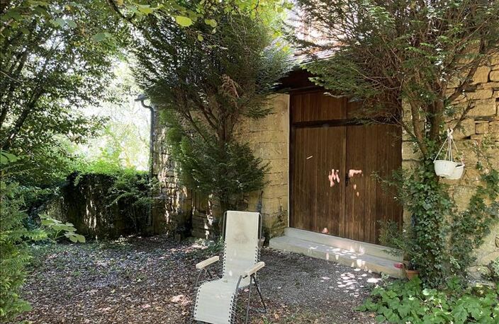 Maison en pierre de 3 pièces principales — photo 3