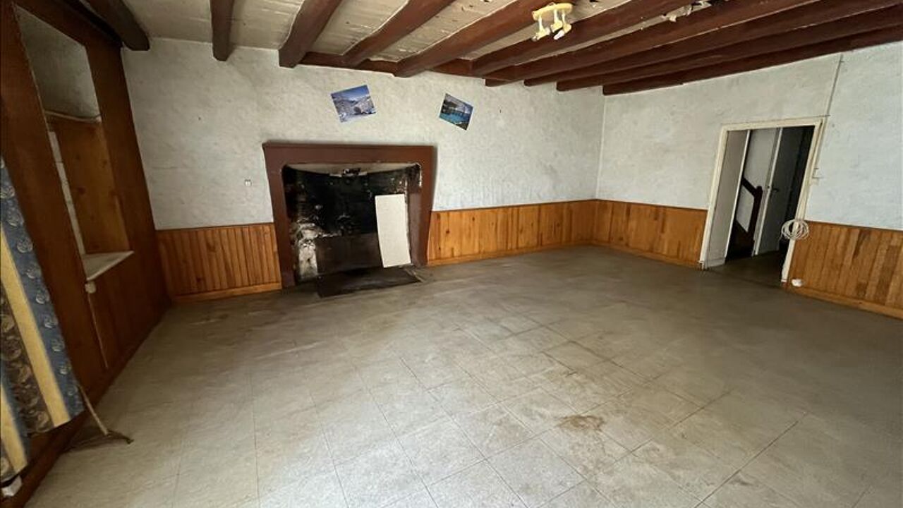 maison 3 pièces 82 m2 à vendre à Ruffec (16700)