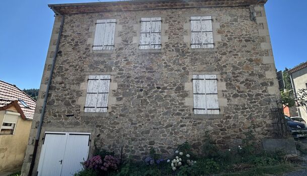 Villa / Maison 8 pièces  à vendre Saint-Julien-du-Gua 07190