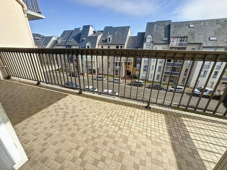Appartement À Vendre — photo 1