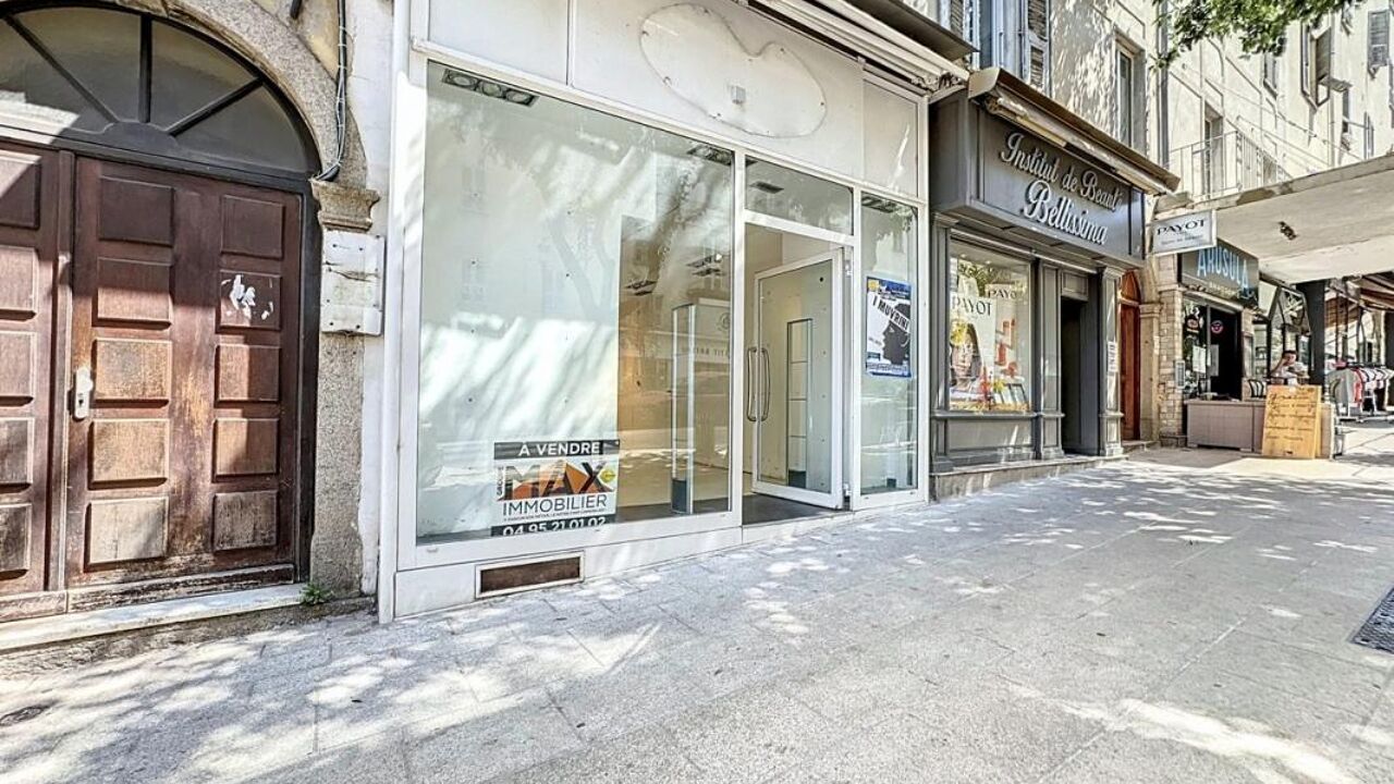 commerce  pièces 52 m2 à vendre à Ajaccio (20000)