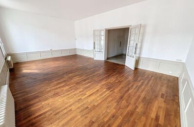 location appartement 1 300 € CC /mois à proximité de Ballan-Miré (37510)