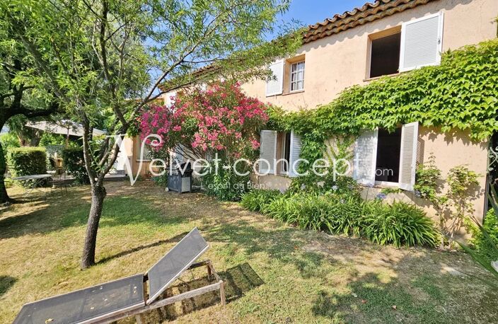 Maison de charme de 200 M² dans un cadre idyllique       au calm — photo 2