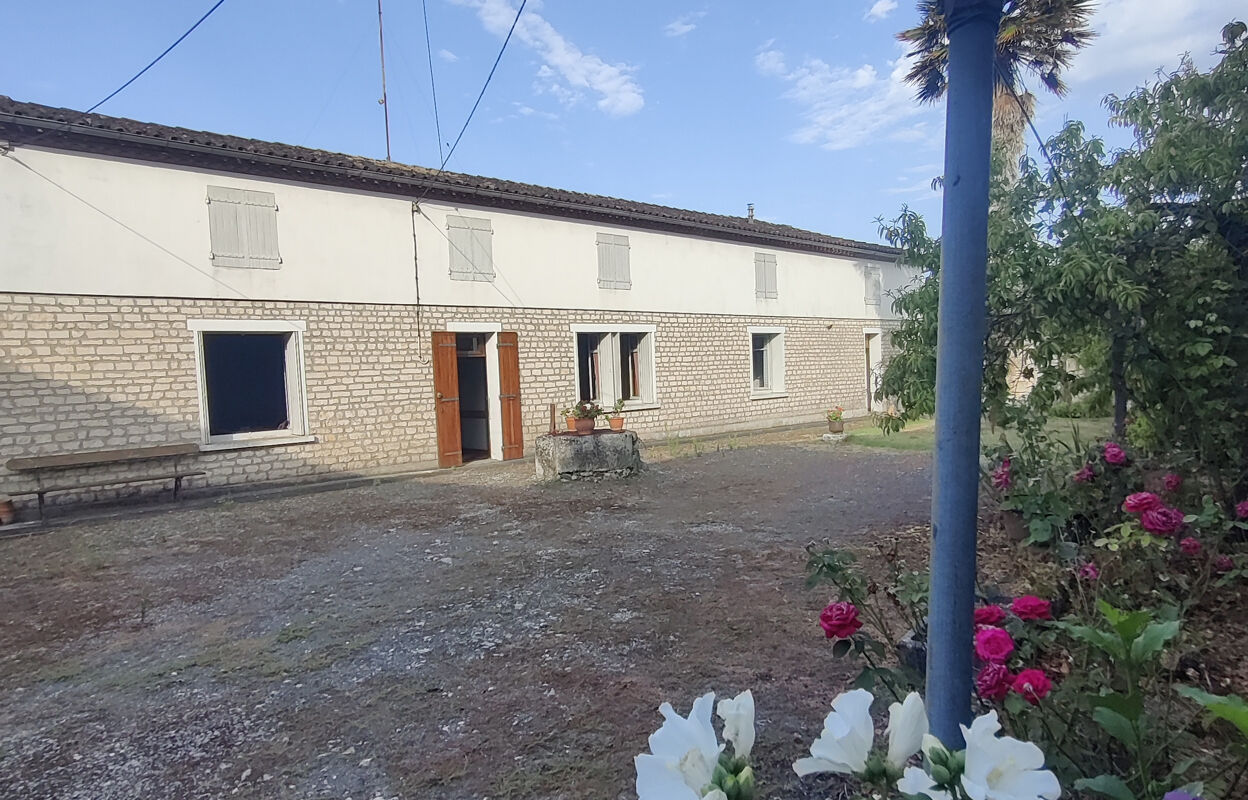 maison 5 pièces 114 m2 à vendre à Saint-Fort-sur-Gironde (17240)