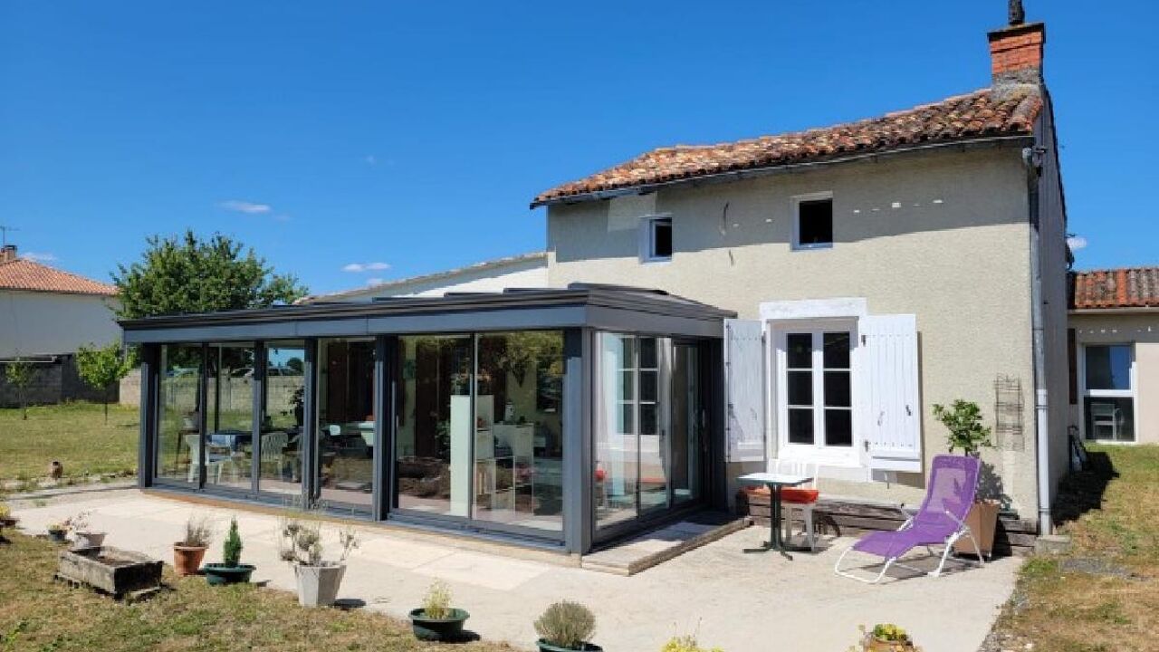 maison 3 pièces 110 m2 à vendre à Villefagnan (16240)