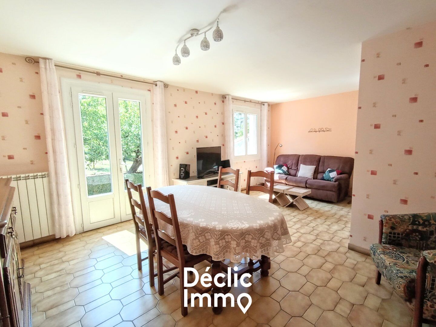 Villa / Maison 4 pièces  à vendre Bussac-sur-Charente 17100