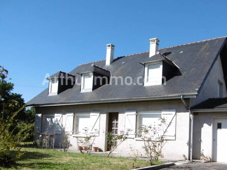 15 MN A PIED DE LA MAIRIE DE NAY — photo 1