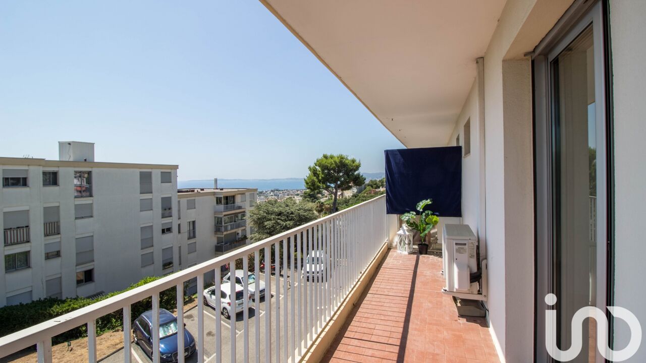 appartement 3 pièces 67 m2 à vendre à Saint-Laurent-du-Var (06700)