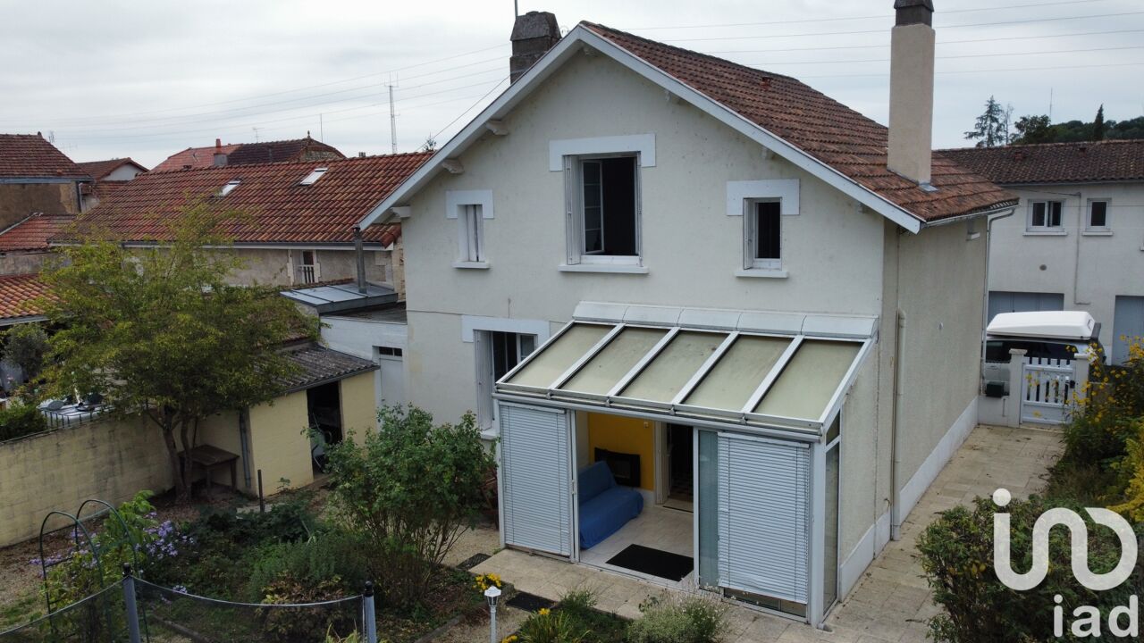 maison 4 pièces 130 m2 à vendre à La Rochefoucauld (16110)