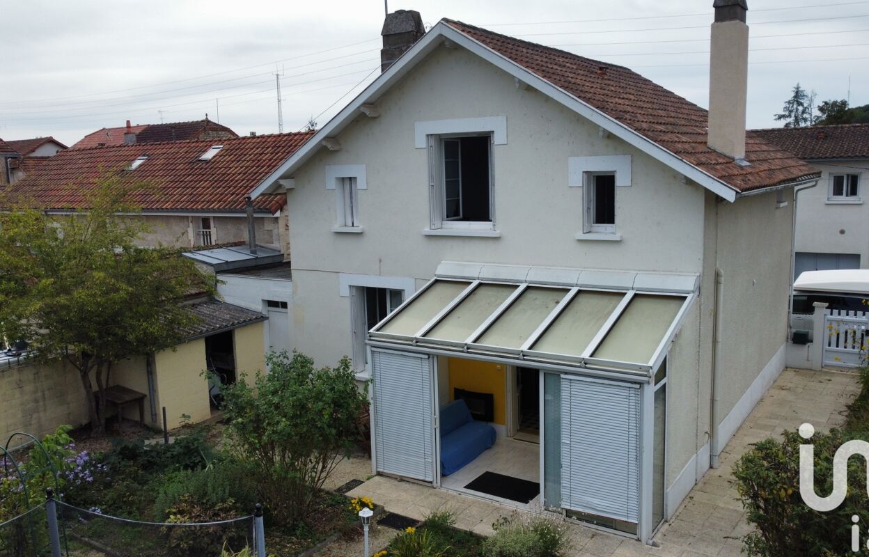 maison 4 pièces 130 m2 à vendre à La Rochefoucauld (16110)