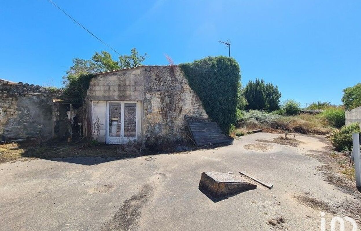 maison 3 pièces 53 m2 à vendre à La Gripperie-Saint-Symphorien (17620)