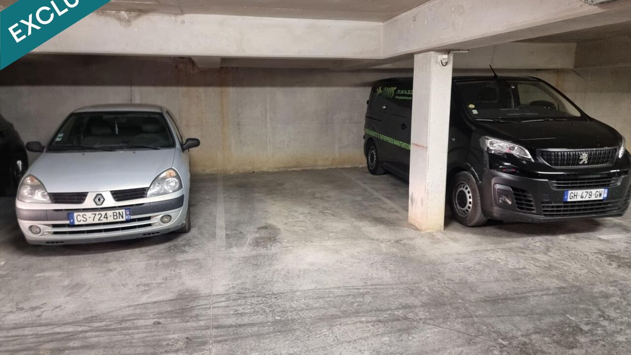 garage  pièces 13 m2 à vendre à Saint-Maximin-la-Sainte-Baume (83470)