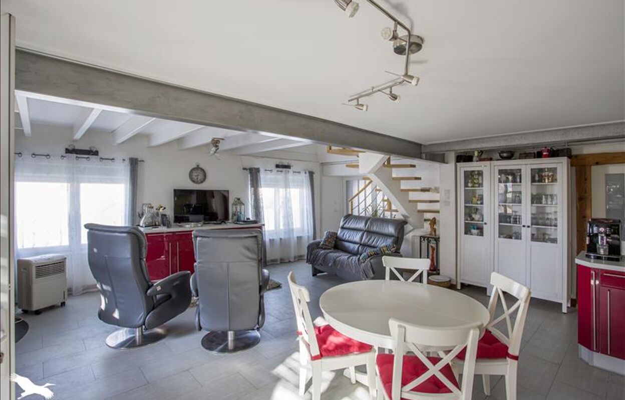 maison 5 pièces 134 m2 à vendre à Ciré-d'Aunis (17290)