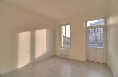 location appartement 350 € CC /mois à proximité de Ladon (45270)