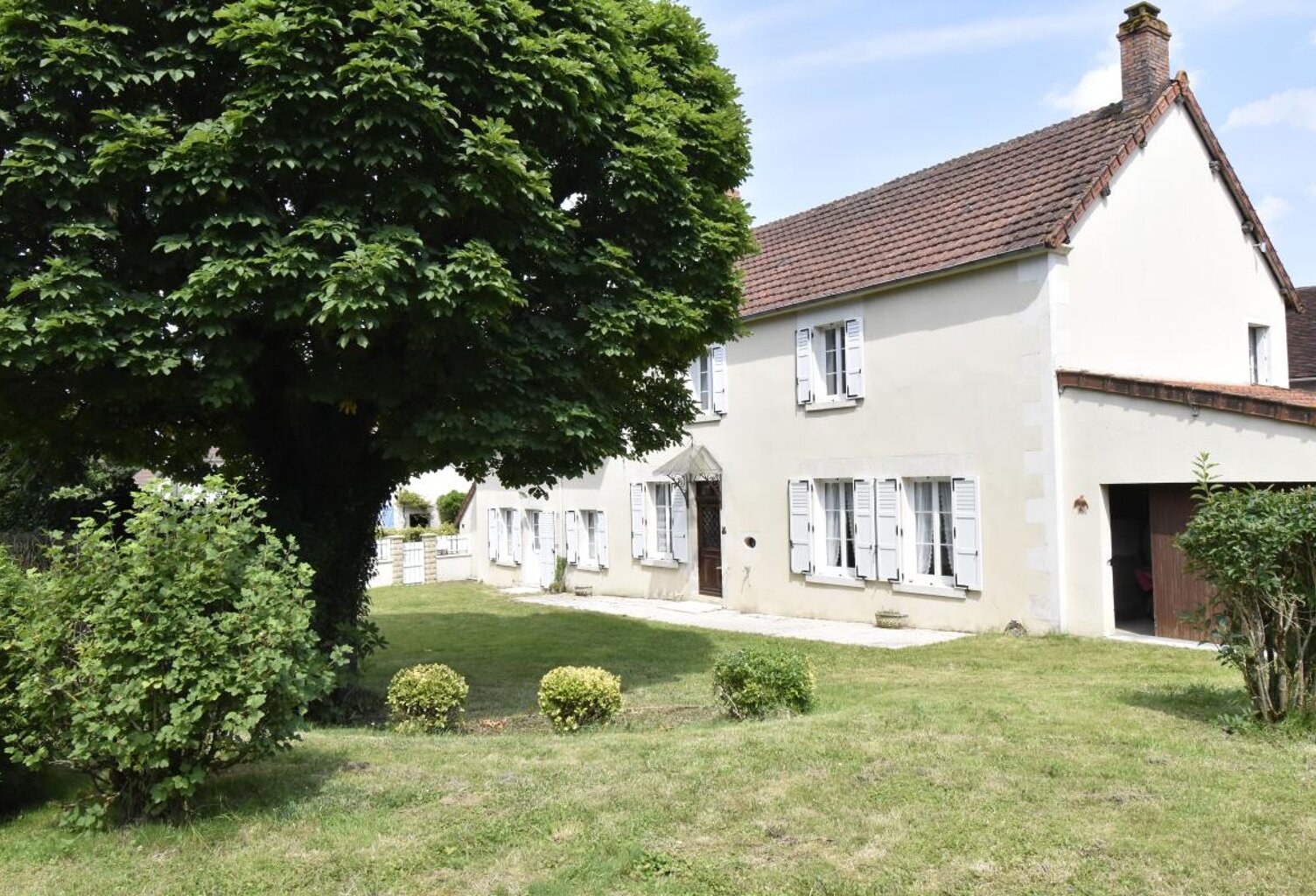 Maison À Vendre — photo 1
