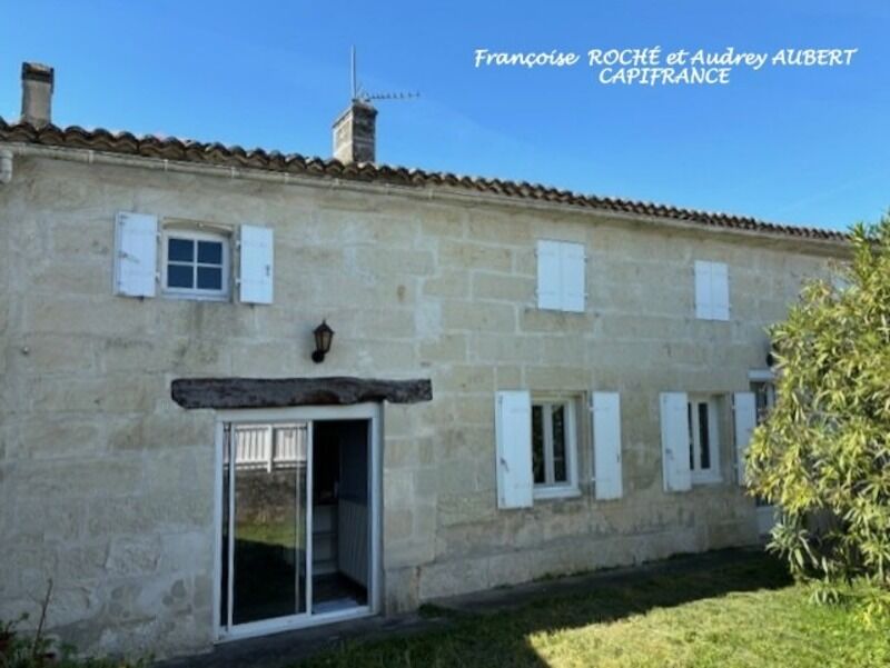 Villa / Maison 9 pièces  à vendre Saint-Georges-des-Coteaux 17810