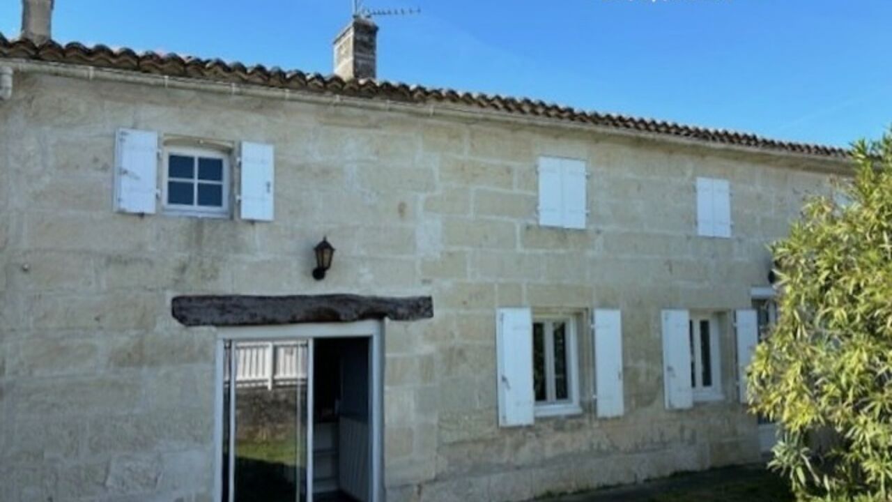 maison 9 pièces 254 m2 à vendre à Saint-Georges-des-Coteaux (17810)