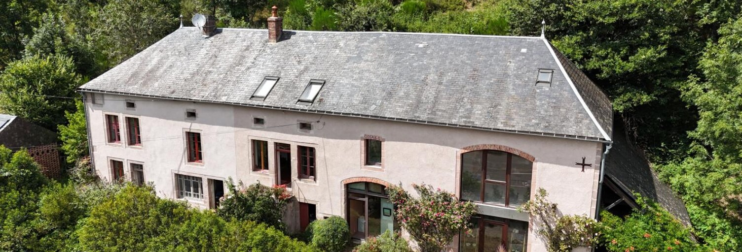 Maison 8 Pièces 291 m² à vendre à Anost (71550)