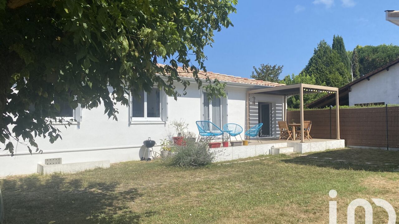 maison 5 pièces 95 m2 à vendre à Saint-Médard-en-Jalles (33160)