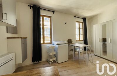 location appartement 500 € CC /mois à proximité de Monteux (84170)