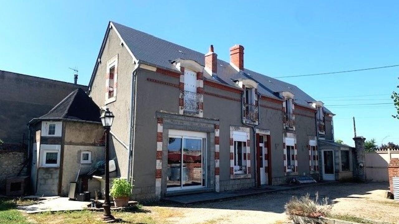 maison 5 pièces 130 m2 à vendre à Mehun-sur-Yèvre (18500)