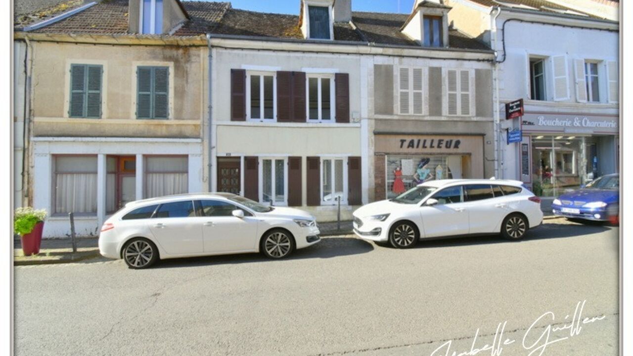 maison 4 pièces 172 m2 à vendre à Châteaumeillant (18370)