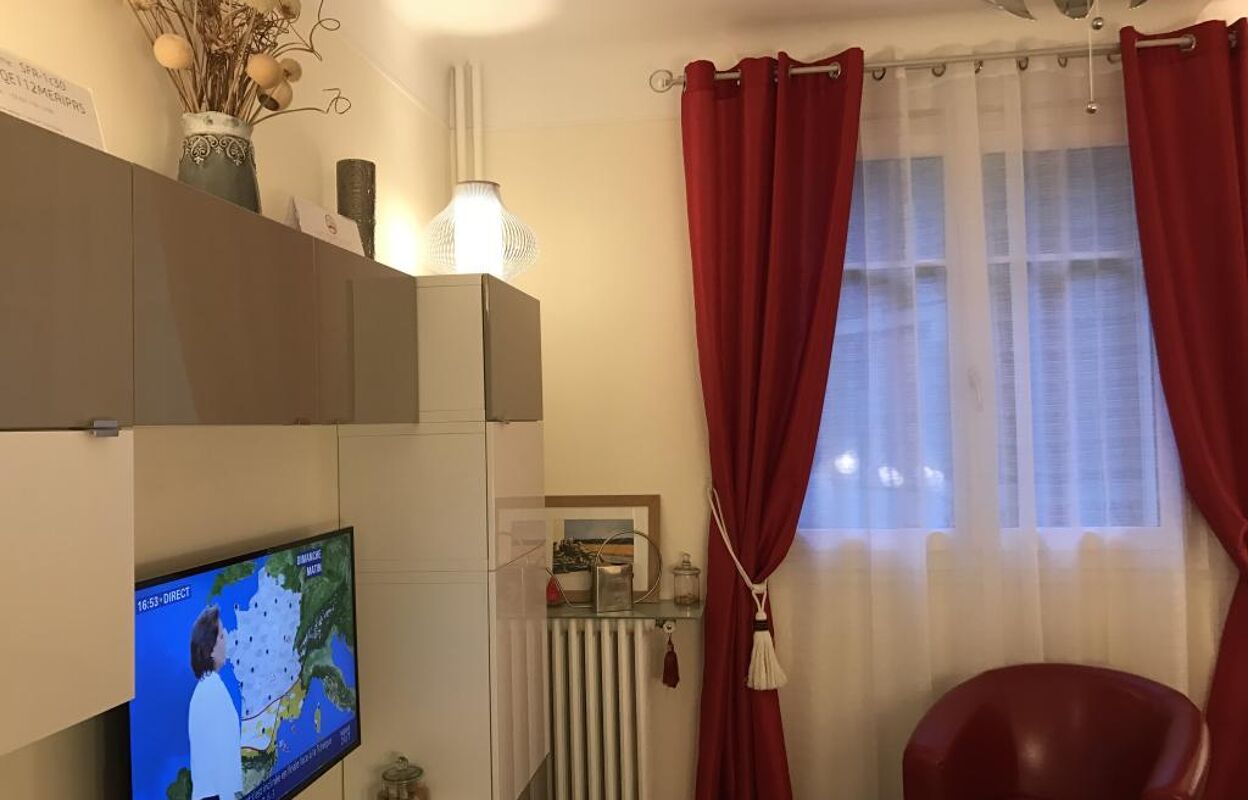 appartement 2 pièces 40 m2 à louer à Paris 15 (75015)