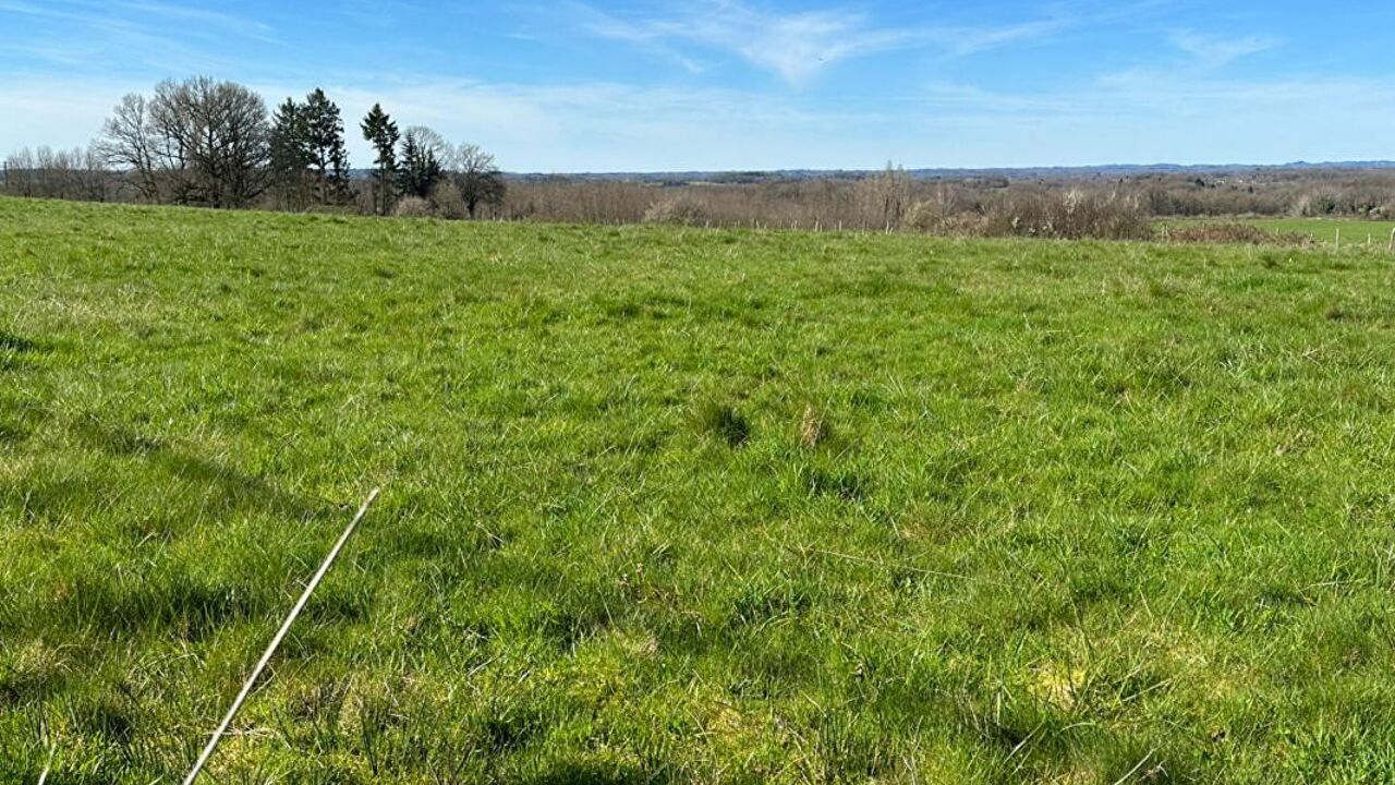 terrain  pièces 2400 m2 à vendre à Thiviers (24800)