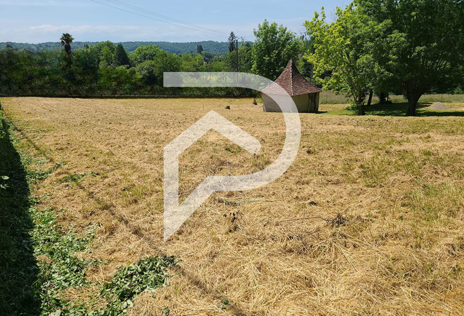 Terrain à bâtir 1801 m² proche centre Salies de Béarn — photo 1