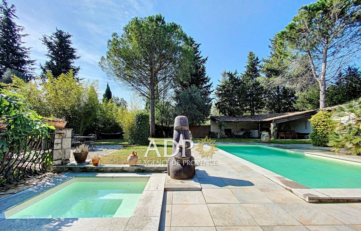 maison 5 pièces 243 m2 à vendre à Grasse (06130)