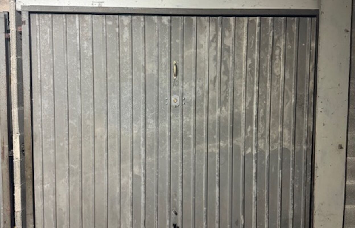 garage  pièces 13 m2 à vendre à Antibes (06600)