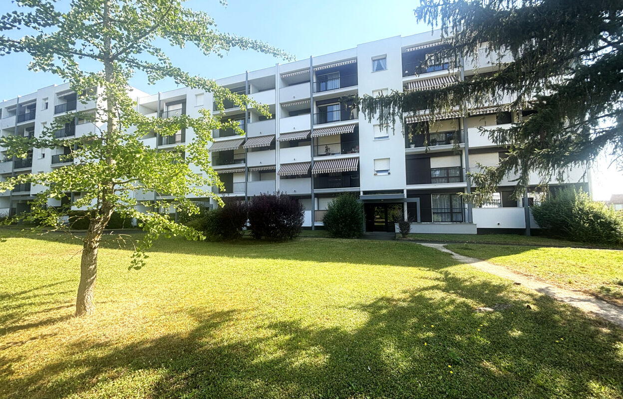 appartement 4 pièces 83 m2 à vendre à Chevigny-Saint-Sauveur (21800)