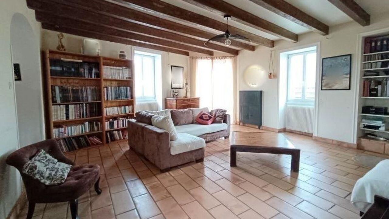 maison 8 pièces 175 m2 à vendre à Nesmy (85310)