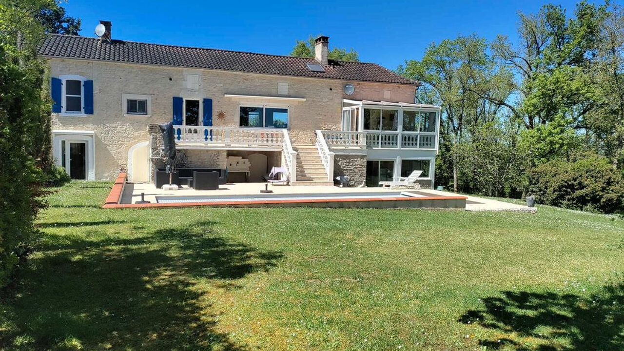 maison 7 pièces 238 m2 à vendre à Cahors (46000)