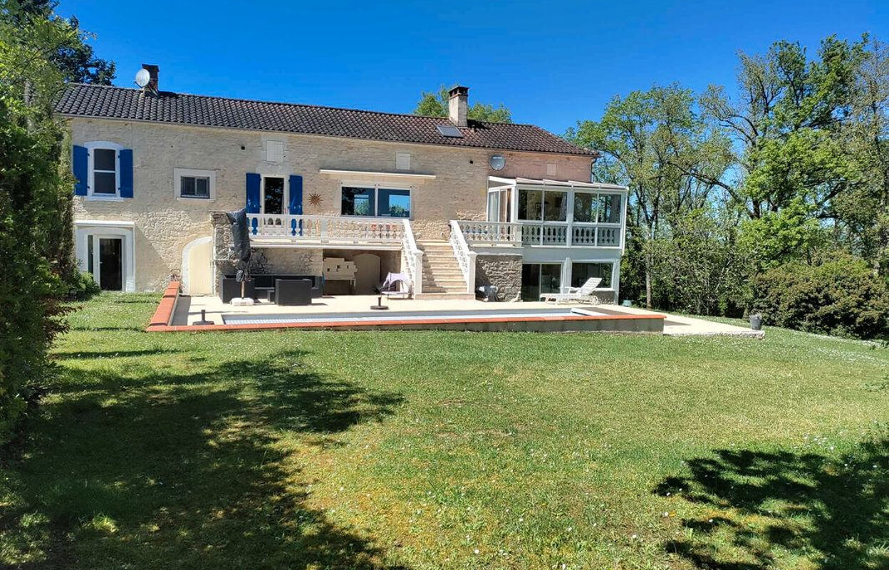 maison 7 pièces 238 m2 à vendre à Cahors (46000)