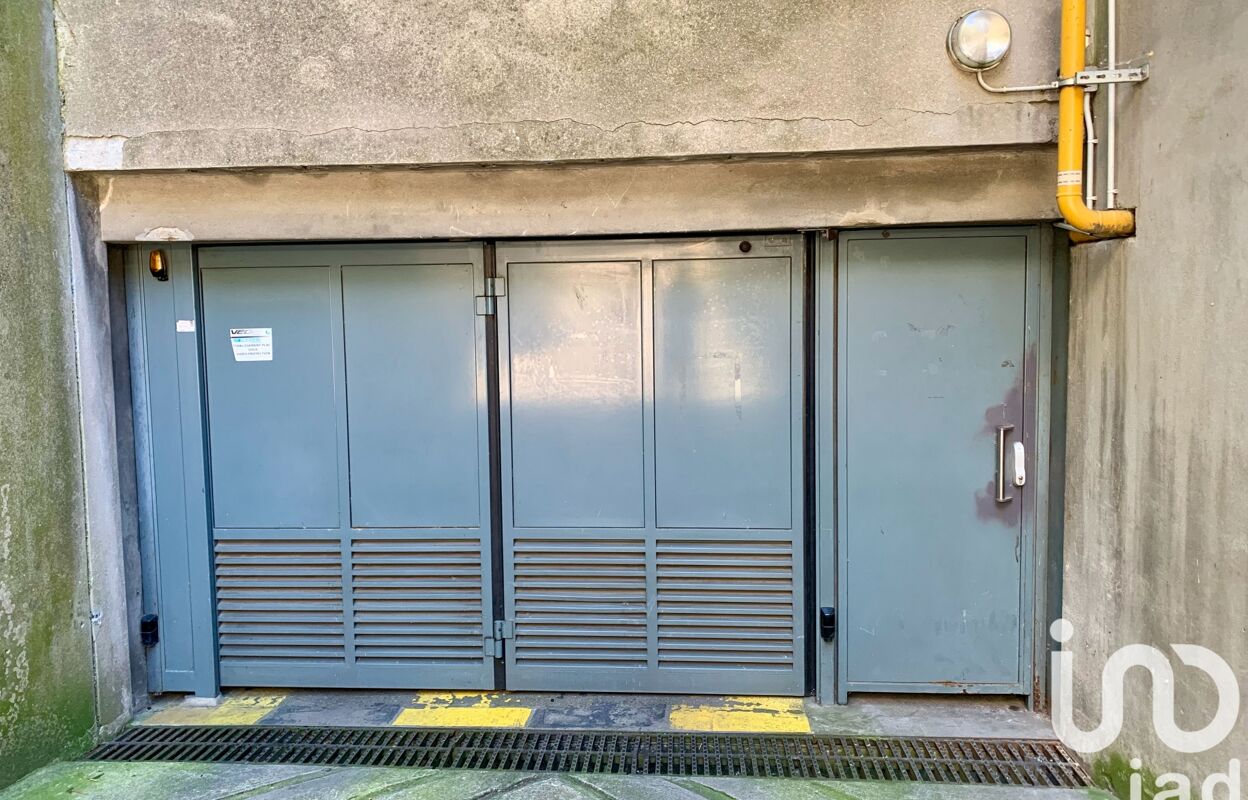 garage  pièces 14 m2 à vendre à Pantin (93500)