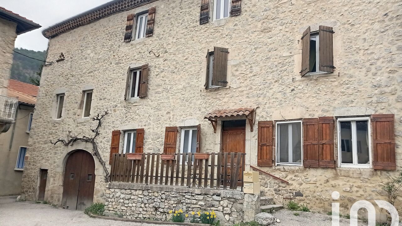 maison 8 pièces 350 m2 à vendre à Luc-en-Diois (26310)