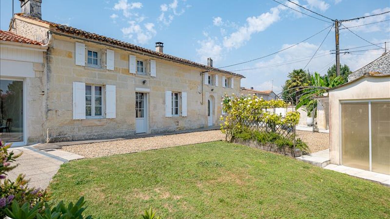 maison 6 pièces 160 m2 à vendre à Saint-Georges-des-Coteaux (17810)