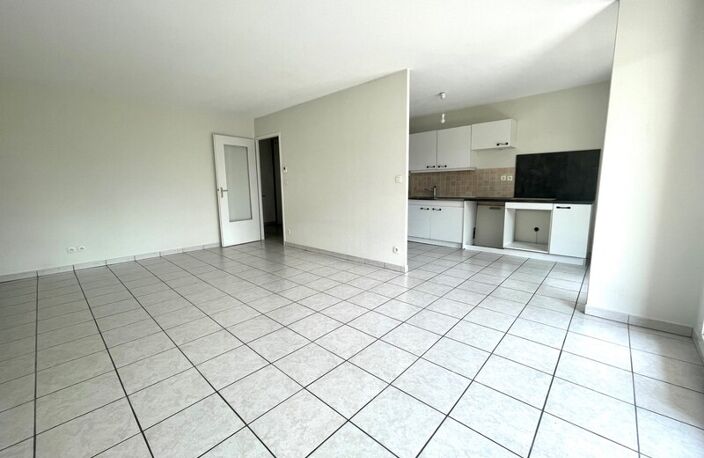 T3 — photo 3