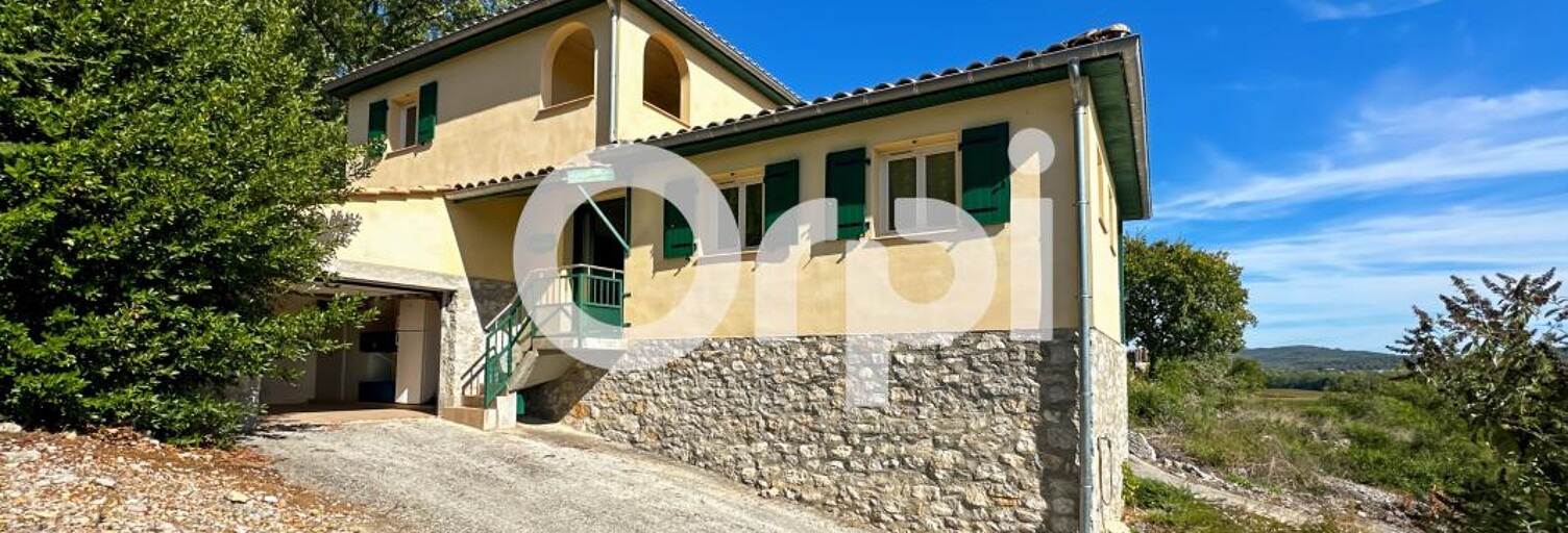 Maison 5 Pièces 104 m² à vendre à Saint-Alban-Auriolles (07120)