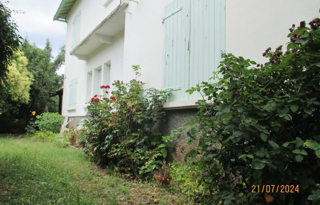 maison 7 pièces 140 m2 à vendre à Les Cabannes (09310)