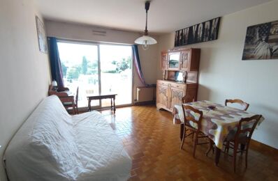 location appartement 590 € CC /mois à proximité de Sanilhac-Sagriès (30700)