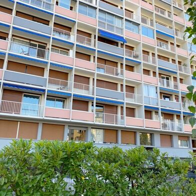 Appartement 4 pièces 850 €