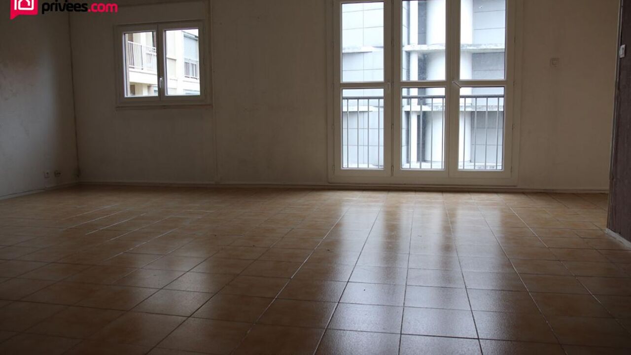 appartement 4 pièces 96 m2 à louer à Pantin (93500)