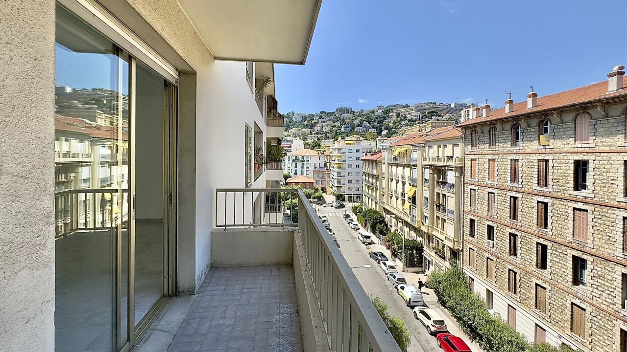 appartement 2 pièces 65 m2 à vendre à Nice (06000)