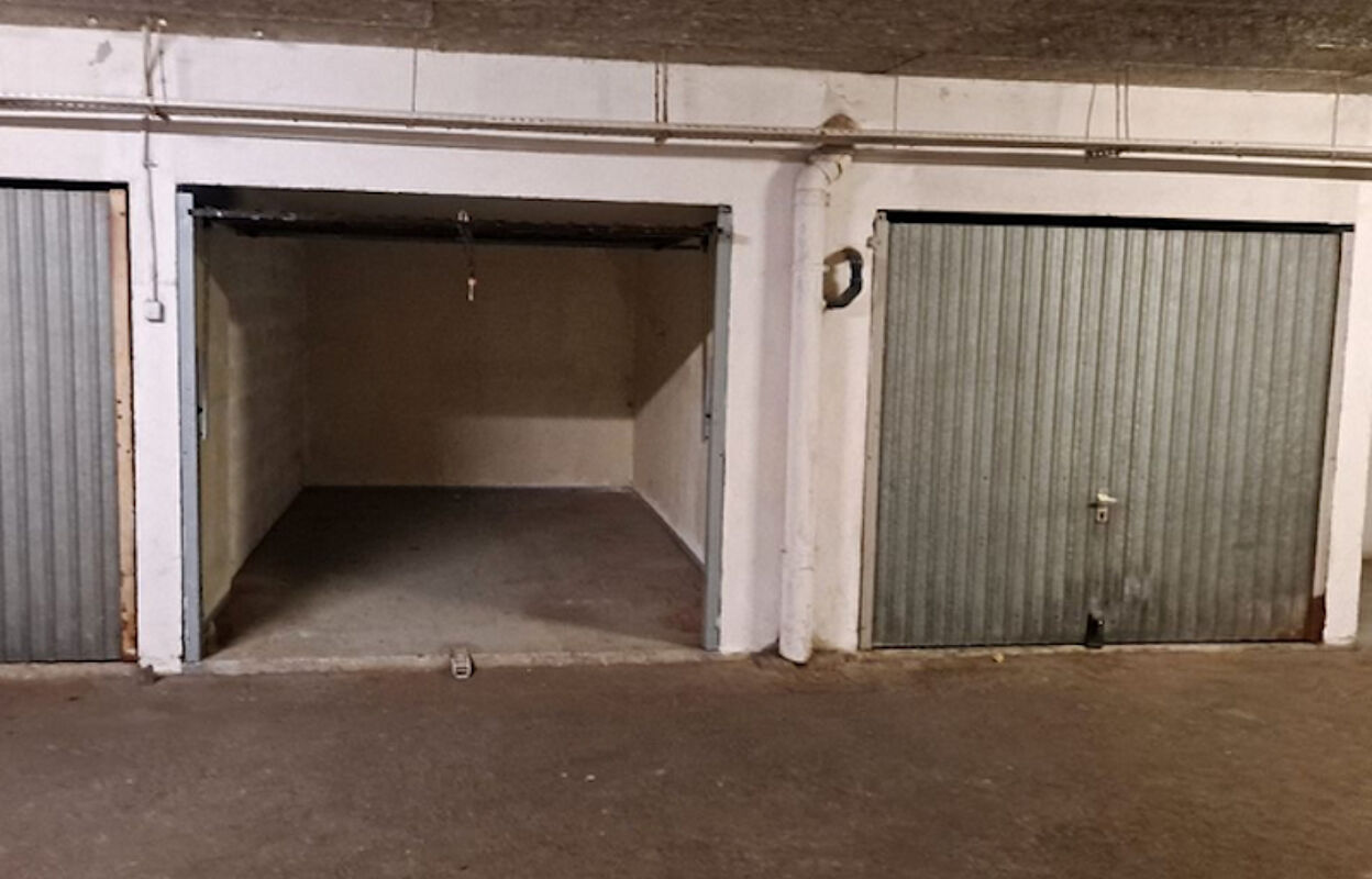 garage  pièces 14 m2 à vendre à Nice (06200)