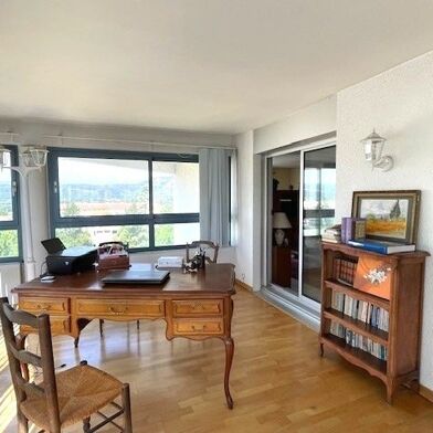 Appartement 5 pièces 152 m²